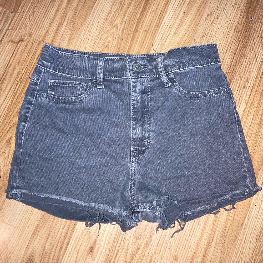 Hollister Jean Shorts Grey sz 3 / 26 Casual Wear